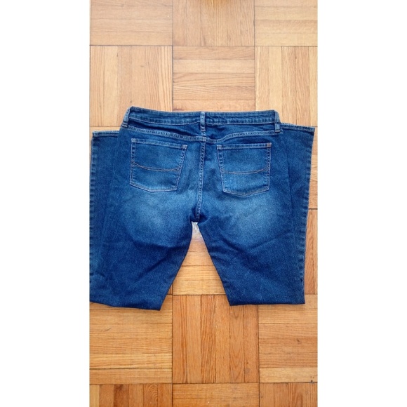 Women's Jeans - Picture 2 of 3